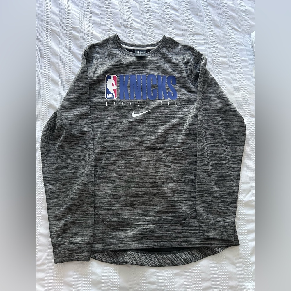 Nike Knicks Gray Dri Fit Sweatshirt Medium